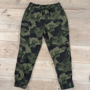 Almost Famous Women’s Cargo Camouflage Jogger Pants Woven
